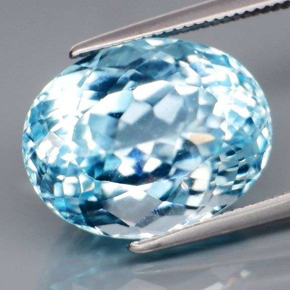High fire! 9.98ct sky blue Topaz