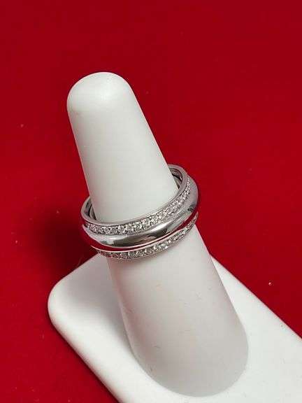 CERTIFIED NEW 18K WHITE GOLD DIAMOND BAND