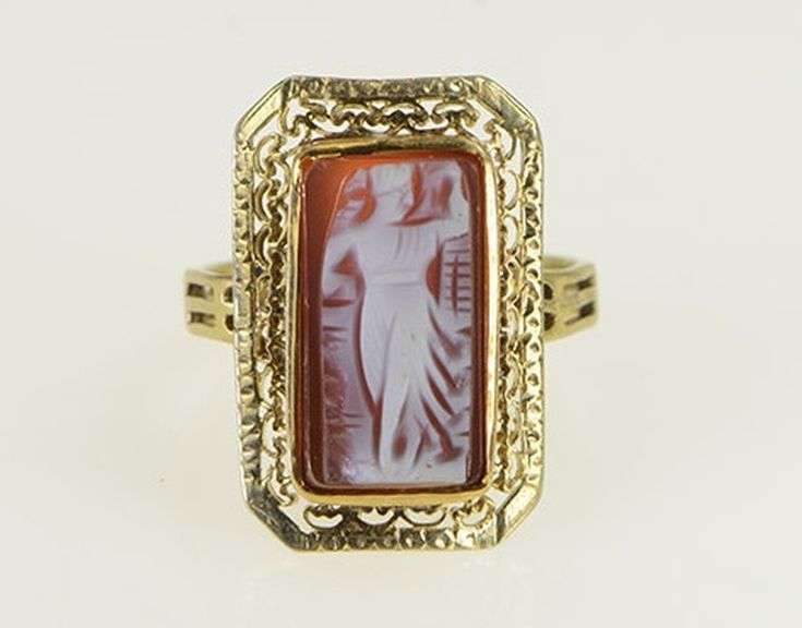 14K Yellow Gold Ornate Carved Shell Cameo Lady Filigree Ring