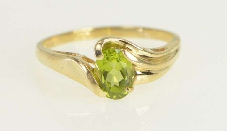 14K Yellow Gold Oval Peridot Vintage Statement Bypass Ring