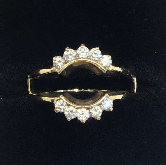 TIMELESS AND ELEGANT 14K YELLOW GOLD ARCHED DIAMOND INSERT RING