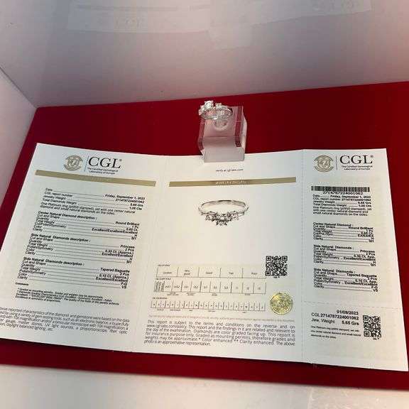 CERTIFIED PLATINUM DIAMOND ENGAGEMENT RING