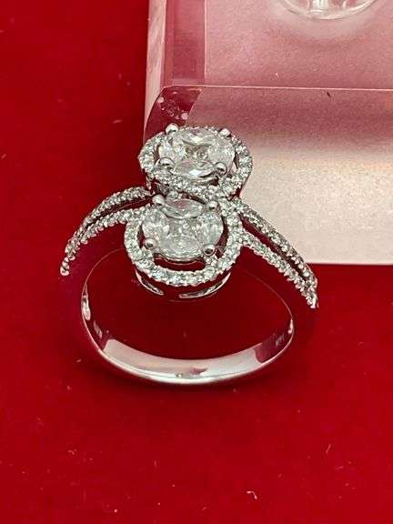 CERTIFIED 14K WHITE GOLD AND DIAMOND RING