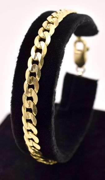 Glowing 10K Yellow Gold Cuban Chain Link Bracelet