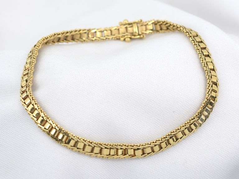 Pretty 14K YG Riccio Link Bracelet