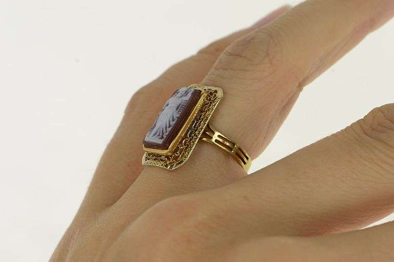 14K Yellow Gold Ornate Carved Shell Cameo Lady Filigree Ring