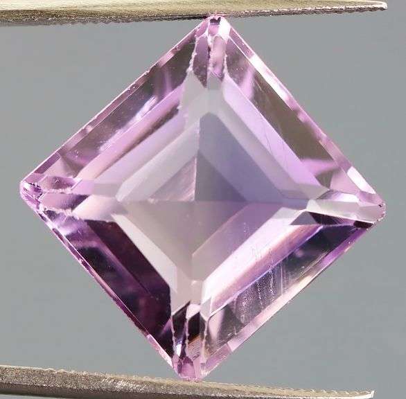 Bright violet 11.28ct square cut Amethyst