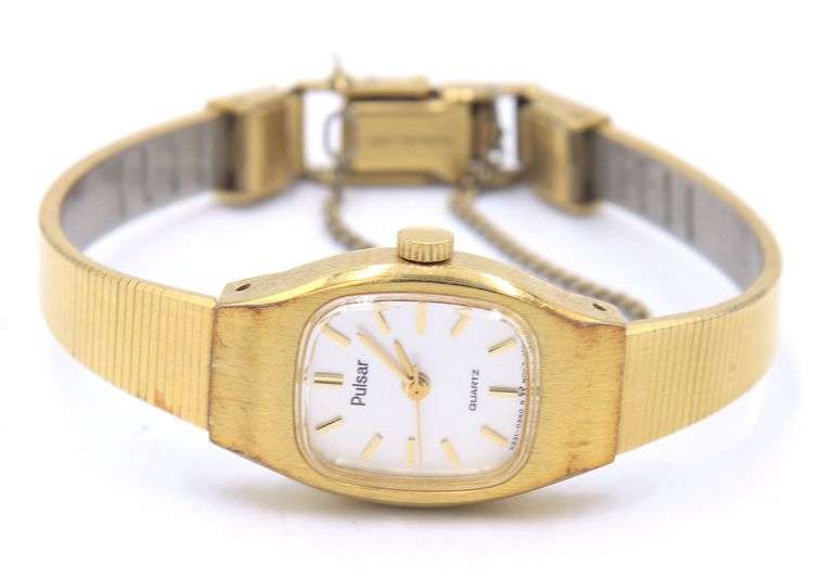 Group lot of 6 watches
