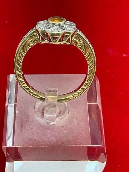 LADIES 14K GOLD DIAMOND AND TOPAZ RING
