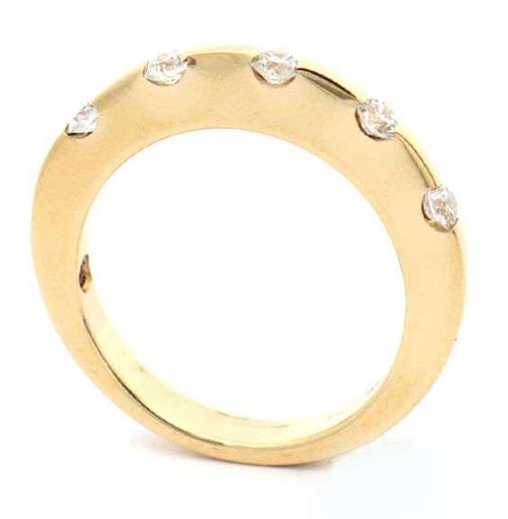 Roberto Coin Classica Parisienne Five Diamond Ring in 18K