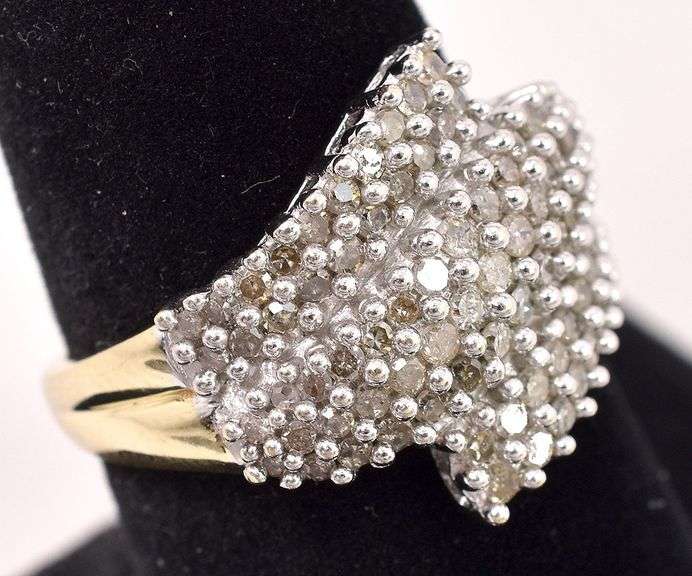 Sparkling 10K Yellow Gold Diamond Ring