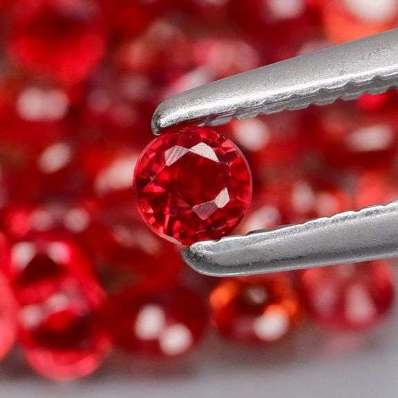 Dazzling 3.95ct diamond cut Songean Sapphire set