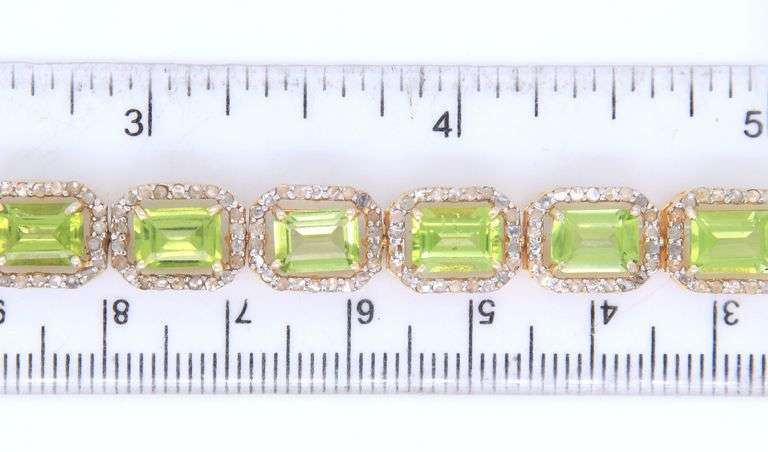 Peridot & diamond line bracelet