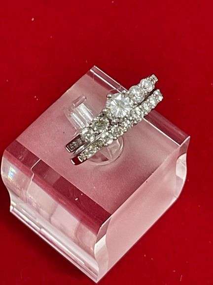 CERTIFIED BRAND NEW 14K WHITE GOLD AND DIAMOND WEDDING SET