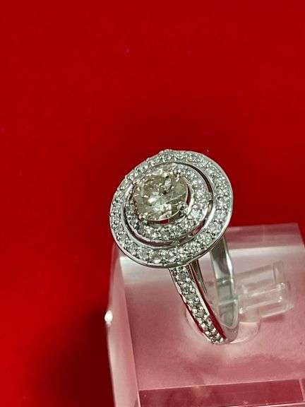CERTIFIED BRAND NEW 14K WHITE GOLD DIAMOND ENGAGEMENT RING
