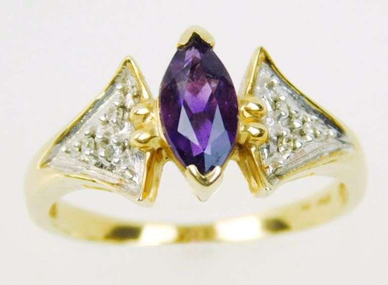 Pretty Vintage Amethyst & Diamonds 10K Ring, 5.75
