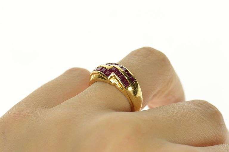 14K Yellow Gold Princess Natural Ruby Encrusted Band Ring