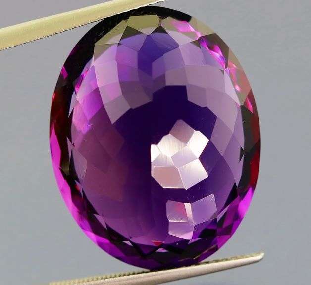 Outstanding 31.04ct violet Amethyst