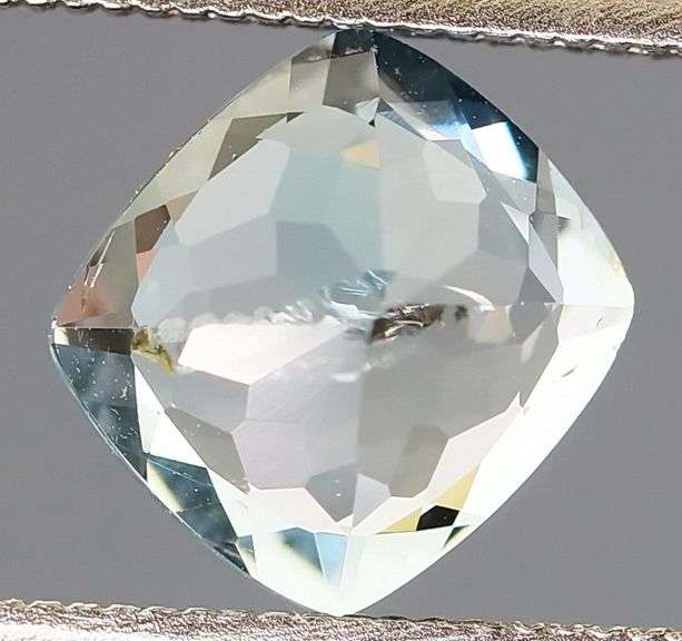 Platinum blue 1.15ct Aquamarine cushion