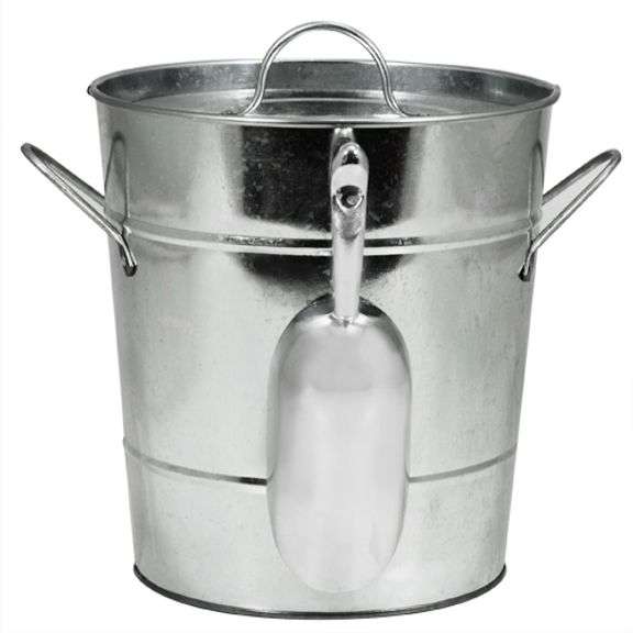 Metal Ice Bucket: Classic Elegance and Function