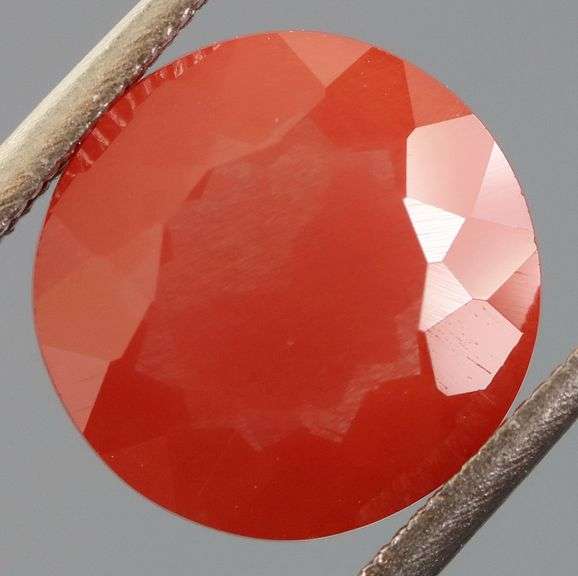 Glowing 2.92ct Andesine solitaire