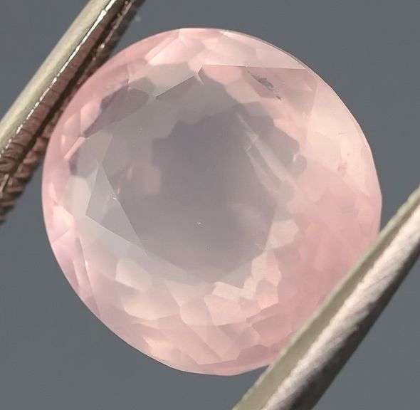 Gorgeous 4.22ct chantilly pink rose Quartz
