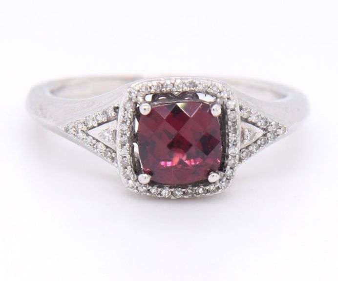 Fantastic White Gold Rhod Garnet and Diamond Halo Ring
