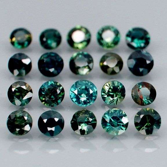 Heated only! 3.23ct round cut Sapphire set