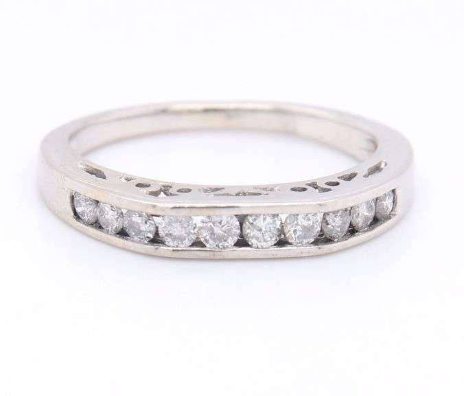 Sparkling White Gold 0.35ctw Channel Set Diamond Band