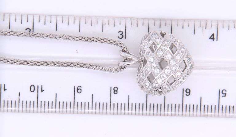 925 Sterling silver cubic zirconia heart shaped pendant on popcorn chain necklace
