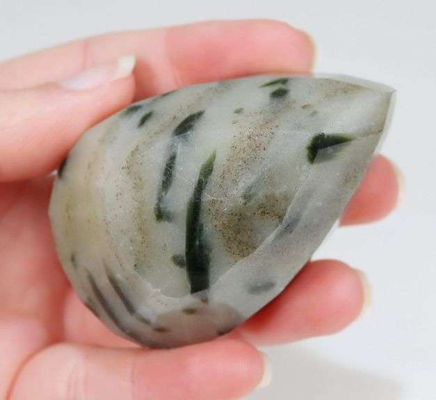 Pear shaped 685ct Tourmaline in Quartz