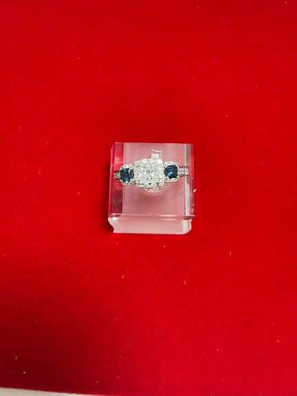 CERTIFIED 14K HITE GOLD DIAMOND AND SAPPHIRE RING