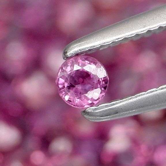 Premium 4.56ct 50 piece round cut Ruby set