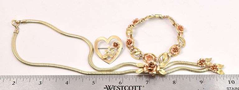 Costume Jewelry Rose Flower Set