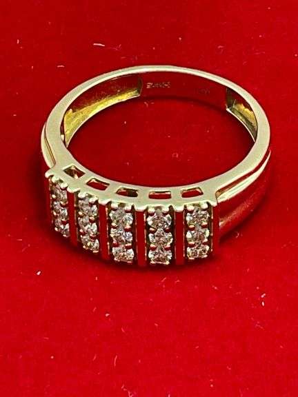 CERTIFIED 14K YELLOW GOLD AND DIAMOND BAND