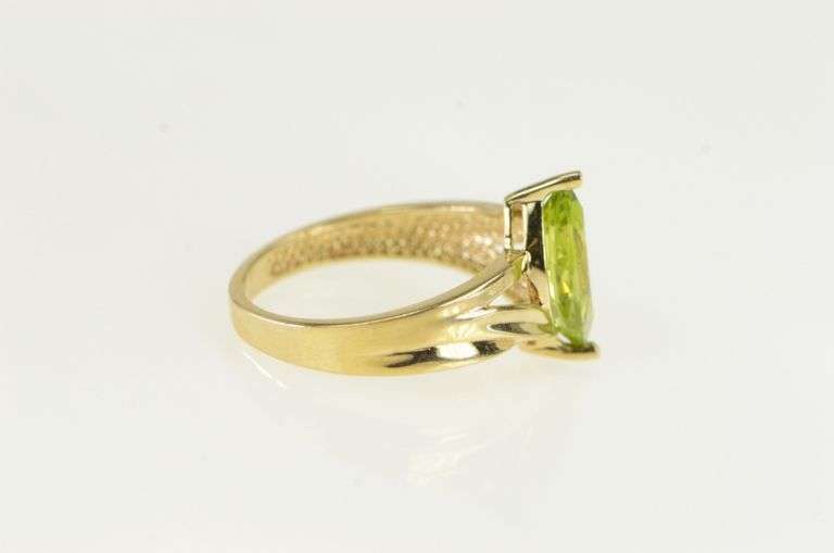 14K Yellow Gold Marquise Peridot Vintage Statement Ring