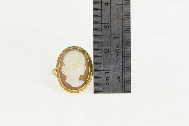14K Yellow Gold Oval Carved Shell Cameo Statement Ring