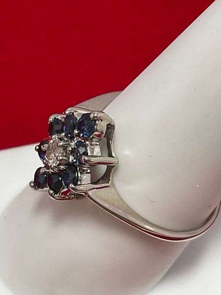 14K WHITE GOLD DIAMOND AND SAPPHIRE RING