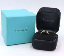Trendy Tiffany & Co 18kt Yellow Gold Paloma Picasso Loving Heart Wire Ring