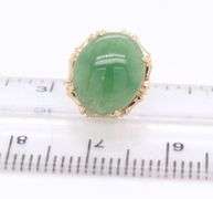 14kt Yellow gold oval green jade stud earrings