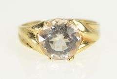 14K Yellow Gold Round Morganite Solitaire Vintage Ring