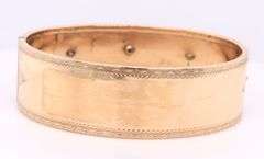 Antique 18kt Yellow Gold Emerald and Pearl Engraved Bangle Bracelet