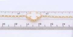 Mother of pearl three clover bracelet in yellow gold