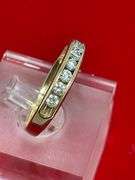 LADIES 14K YELLOW GOLD AND DIAMOND BAND