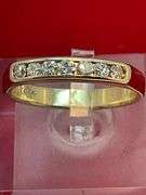 LADIES 14K YELLOW GOLD AND DIAMOND BAND