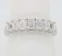 Elegant 1.00ctw Diamond Anniversary Band