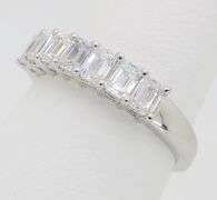 Elegant 1.00ctw Diamond Anniversary Band