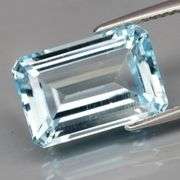 Beautiful super clean 7.43ct emerald cut Topaz