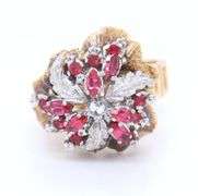 18kt Yellow Gold Retro Red and White Cubic Zirconia Ring with Matching Earrings