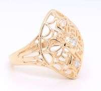 14kt Yellow gold 3 stone diamond filigree marquoise shaped ring